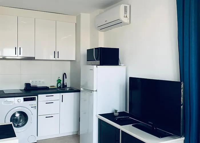 Sunny With 2 Terraces Apartament